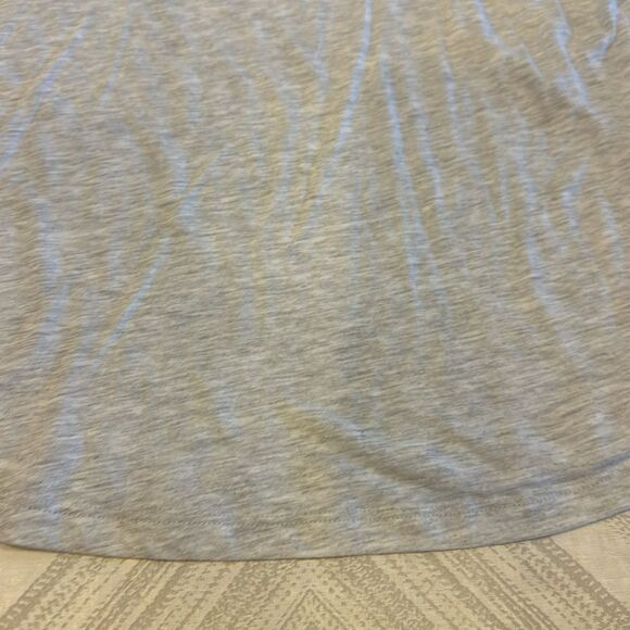 Style Reform Women’s Light Heather Grey Moon & Star Silver Graphic Tank Top - Picture 3 of 6